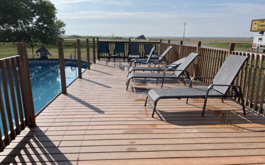 badlands-hotel-and-campground-pool-deck