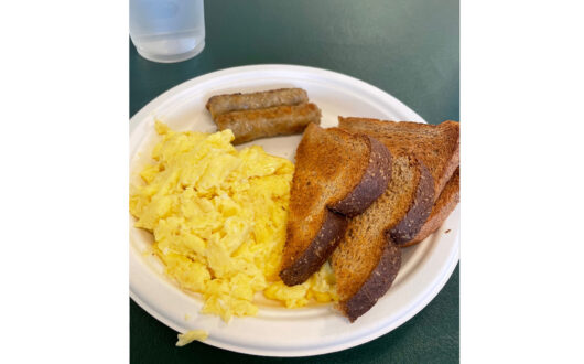Badlands Hotel & Campground Breakfast