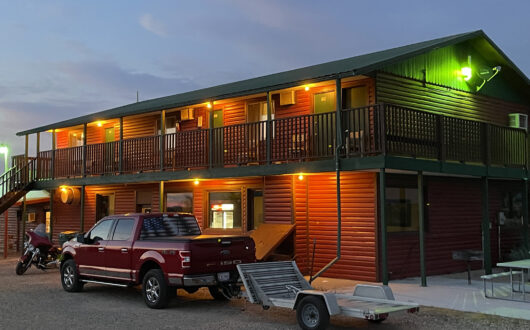 Badlands Hotel & Campground Hotel Exterior