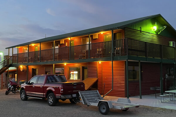 Badlands Hotel & Campground Hotel Exterior