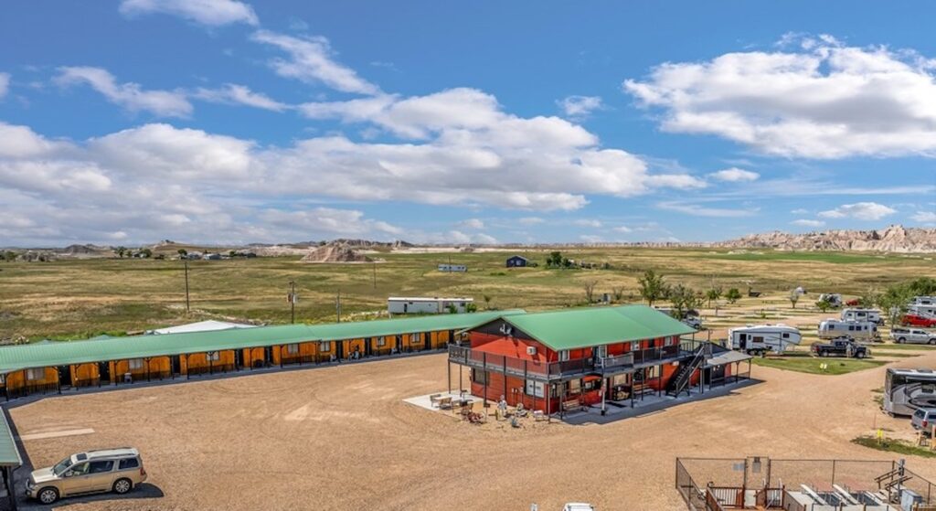 Badlands Hotel Campground