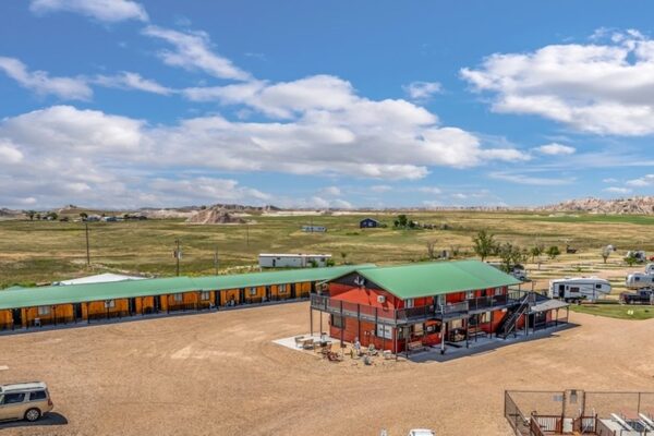 Badlands Hotel Campground
